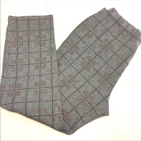 ST. JOHN -St John 3 pc Suit silver, black, brown Jacket 6 Vest 10 Pants … - Picture 10 of 12